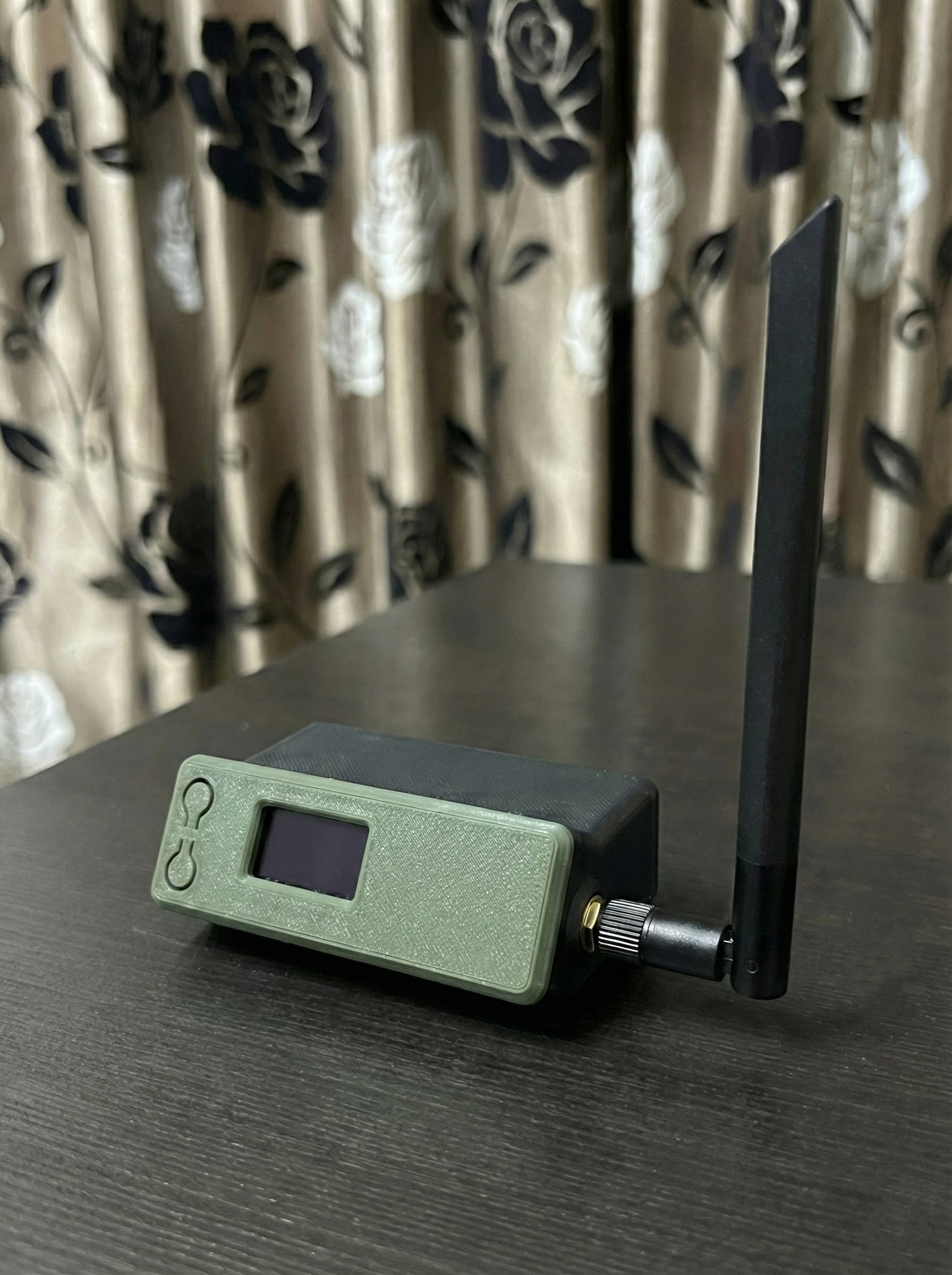 【磨砂外殼】Heltec T114 - G款（18650）（詳情看描述）