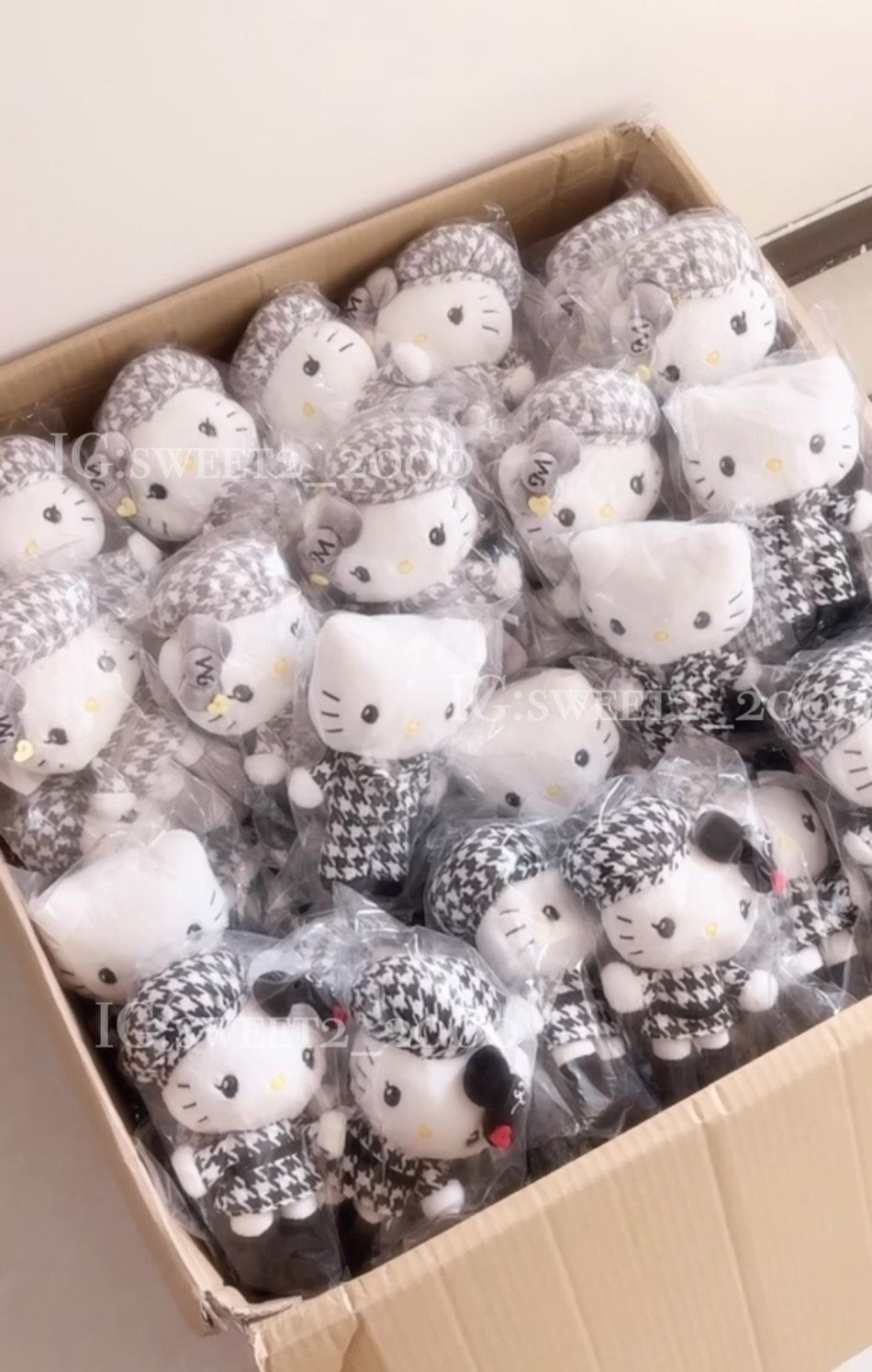 [現貨]日本三麗鷗KITTY千鳥格千金系列