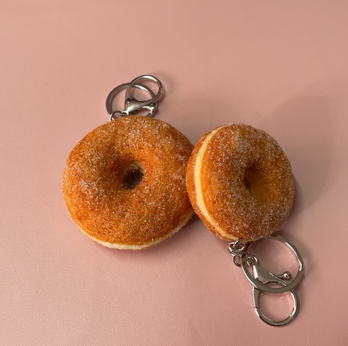 【Meibee手作】羊毛氈鑰匙圈 吊飾 扣環 別針 髮圈 髮夾