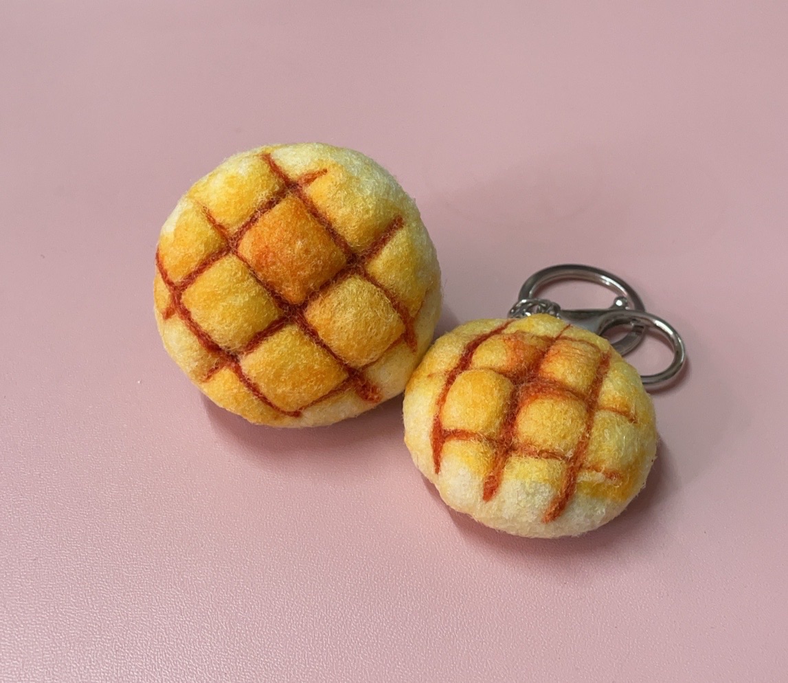 【Meibee手作】菠蘿麵包羊毛氈吊飾