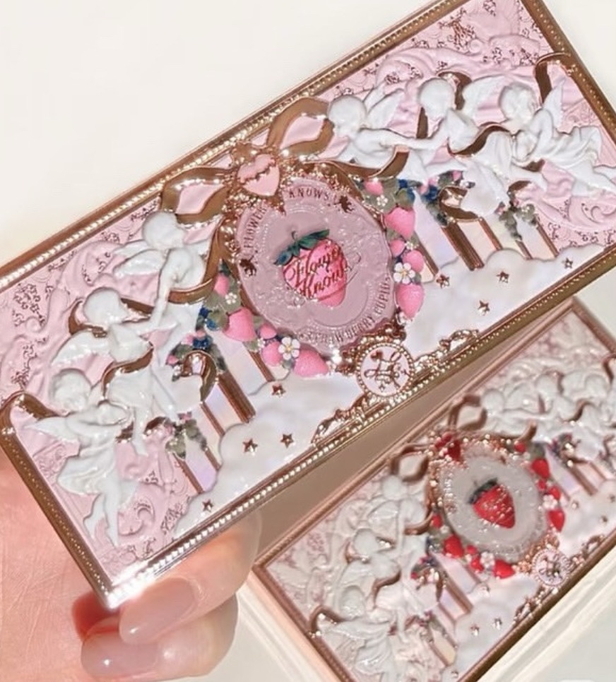 花知曉FlowerKnows 草莓邱比特眼影盤🍓