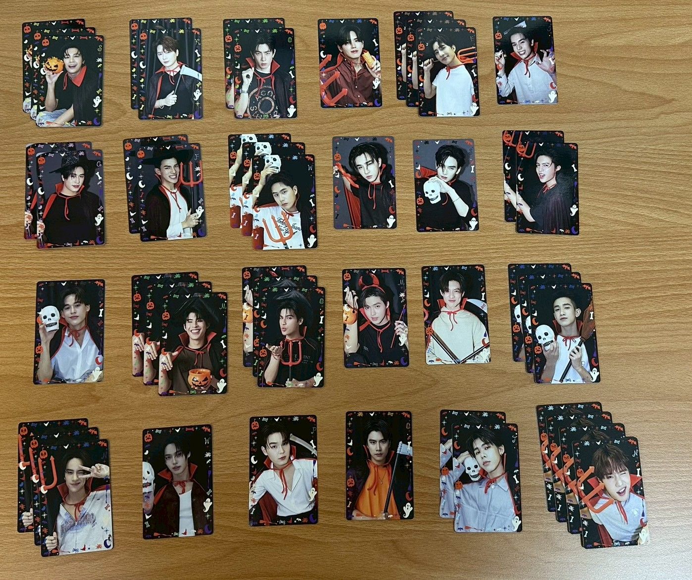 2025   10月萬聖節卡 + 扭蛋