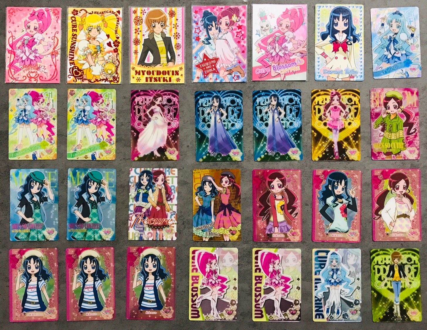 抓心正版卡28張（含閃卡/燙金卡5張）