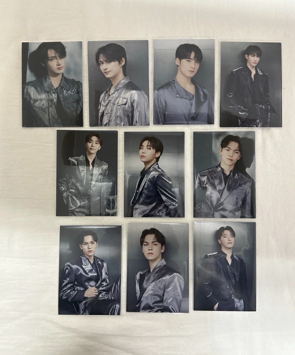 SVT RIGHT HERE JP 卡包卡（🖤單帶不當綁，💙可單帶可當綁）