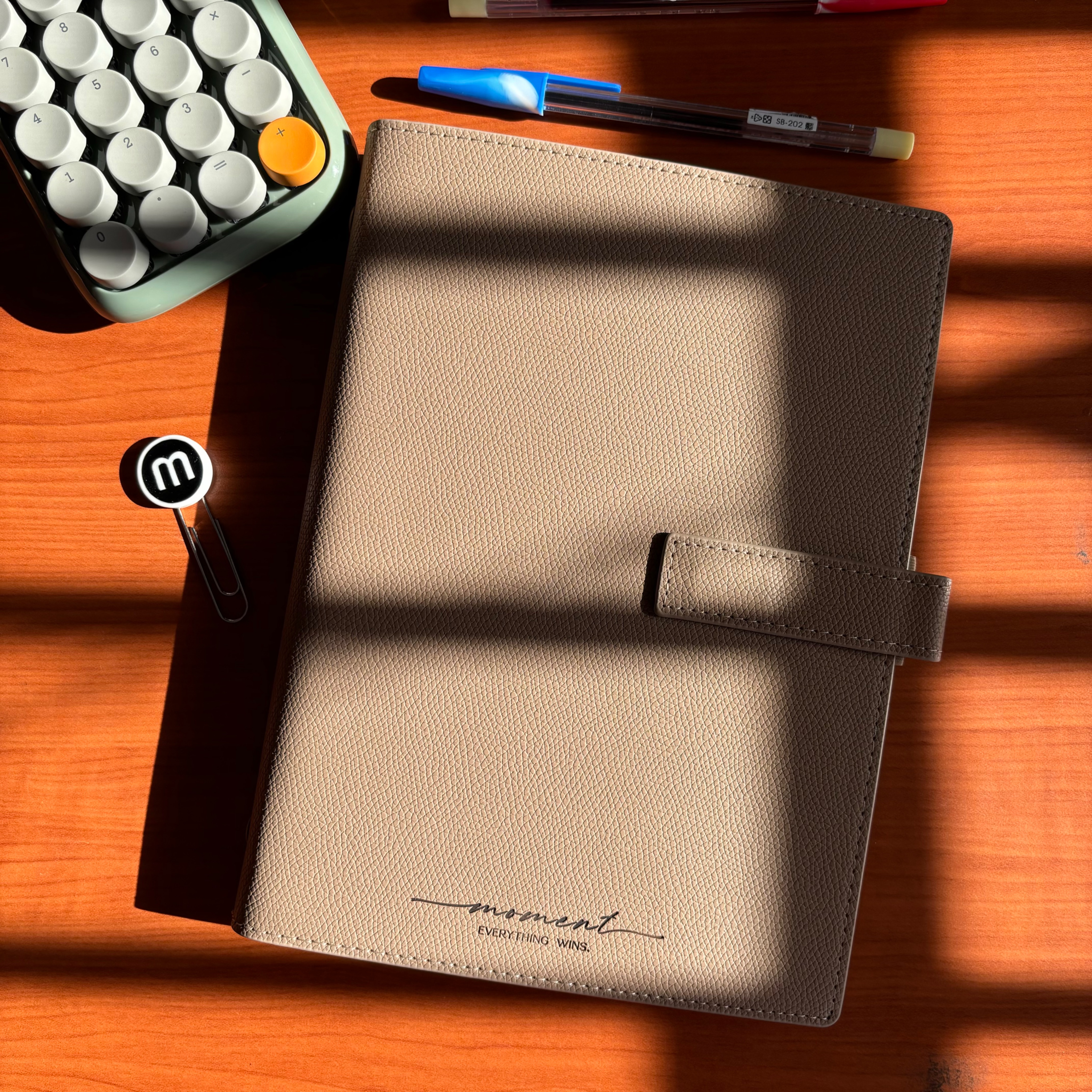 A5磁吸皮質活頁本