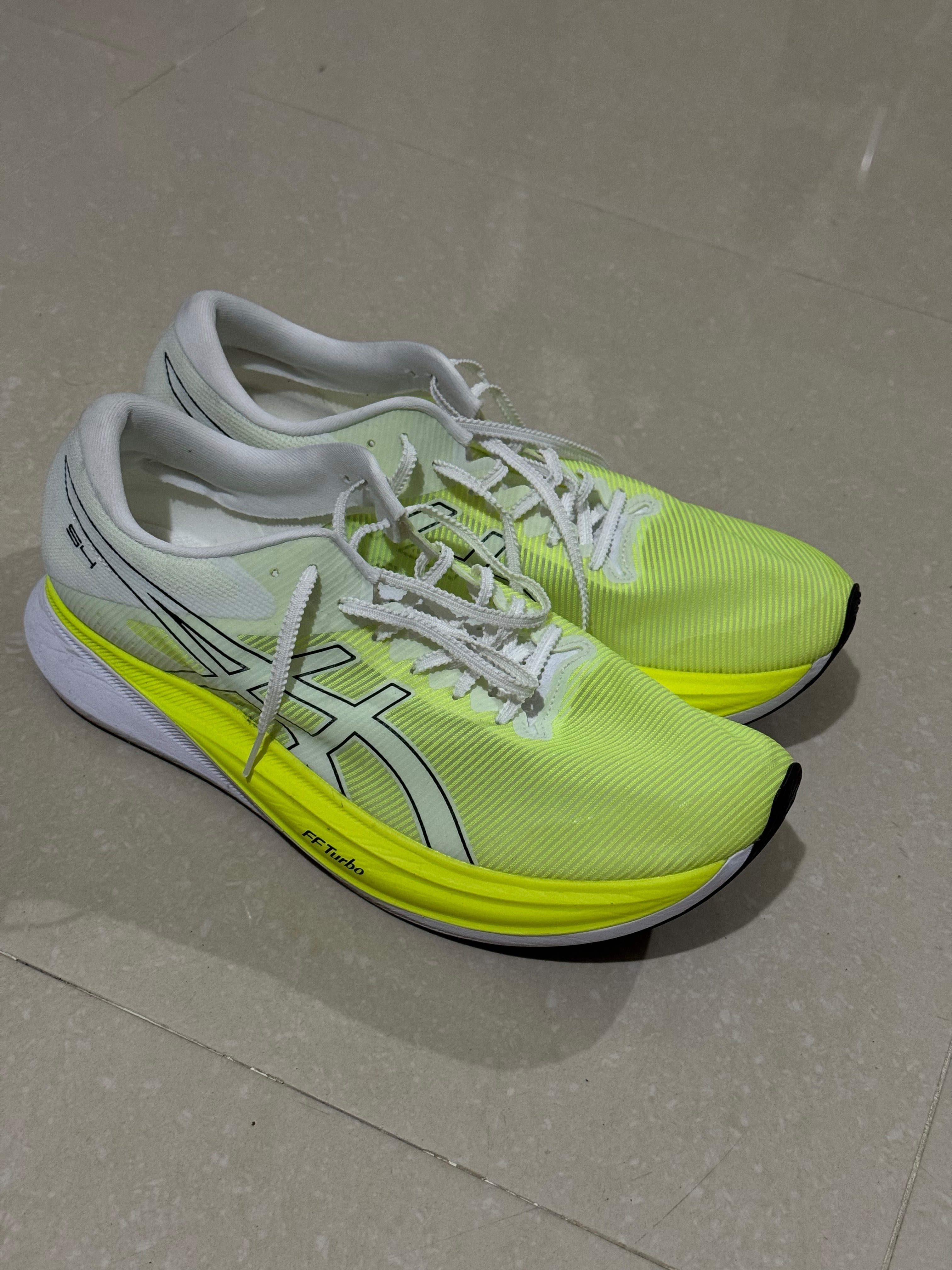 Asics S4 日本限定碳板鞋 us11.5