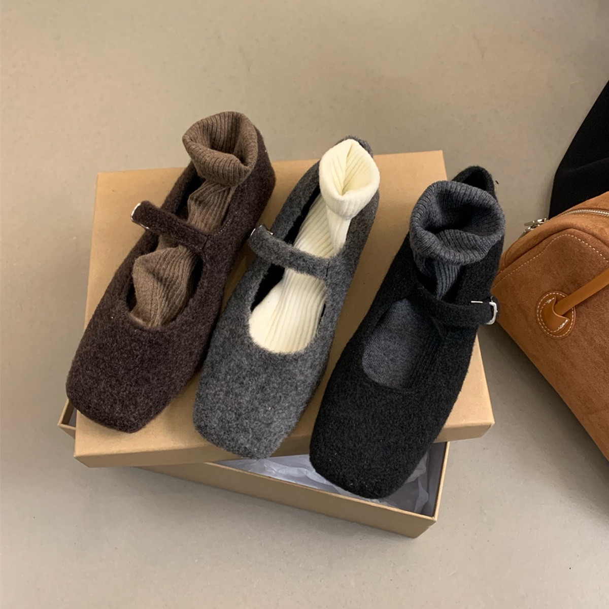 法式高級感復古氣質平底瑪莉珍絨毛鞋