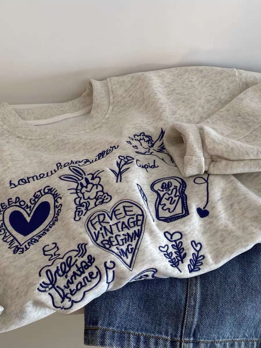 韓代款棉質刺繡愛心兔子短款衛衣