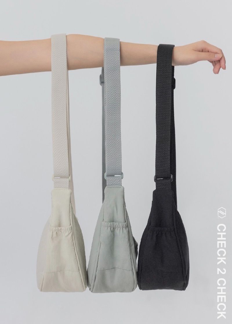 防潑水大空間餃子包   ❣️現貨