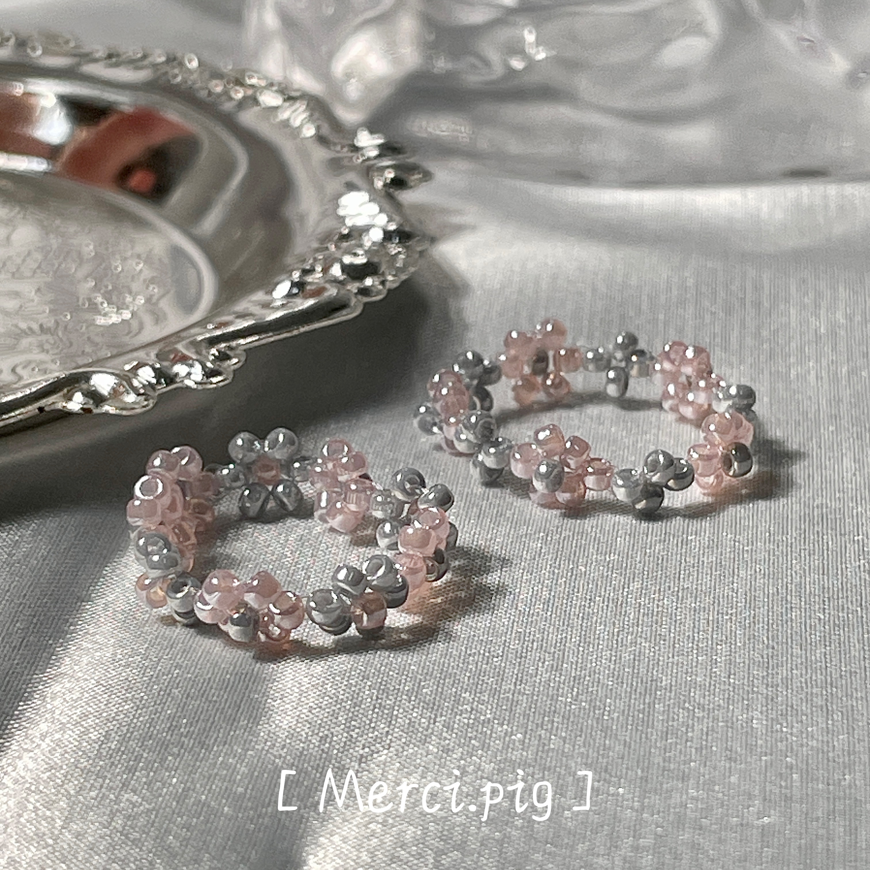 ϵ奶油灰粉϶ 手作串珠戒指💍