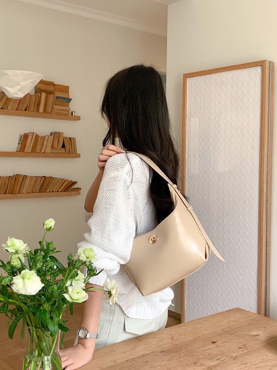 緞光詩語-高貴質感手提包 3color