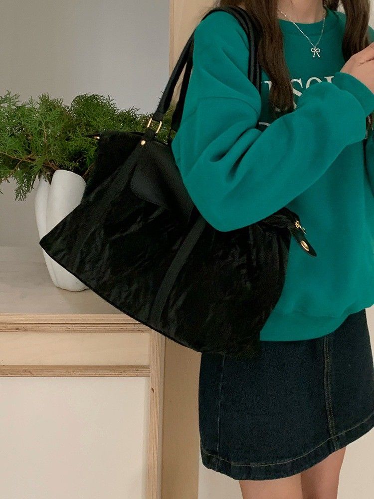 小島日和-簡約耐看大容量質感出遊用包包2color