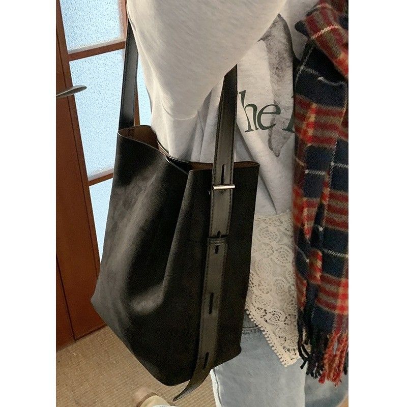 溫暖陽光-質感鹿皮絨大容量側背包 3color