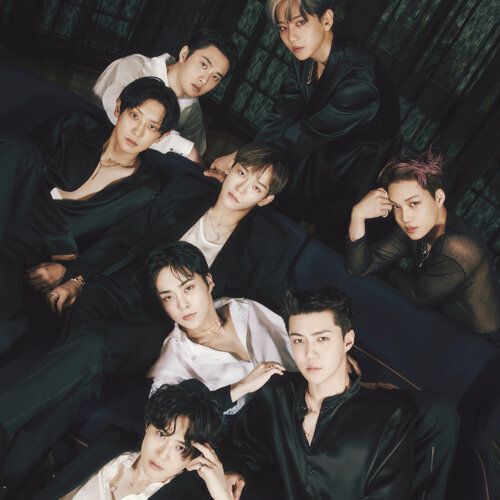C區 D.O.、CHEN、Xiumin、燦烈小卡、周邊