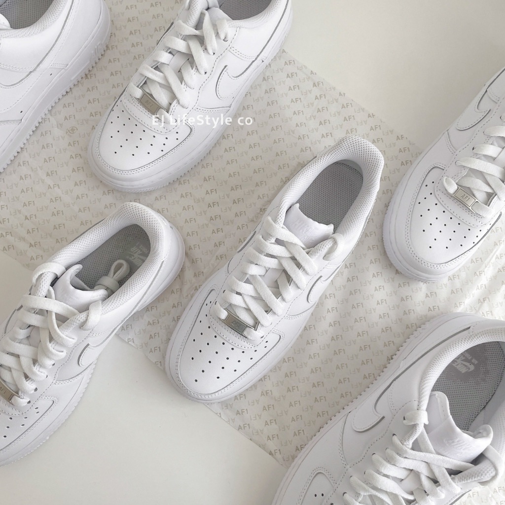 NIKE AIR FORCE 1 全白