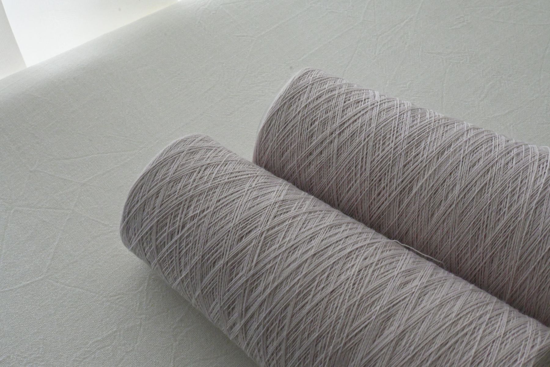 （筒紗）淡藕粉羊毛線