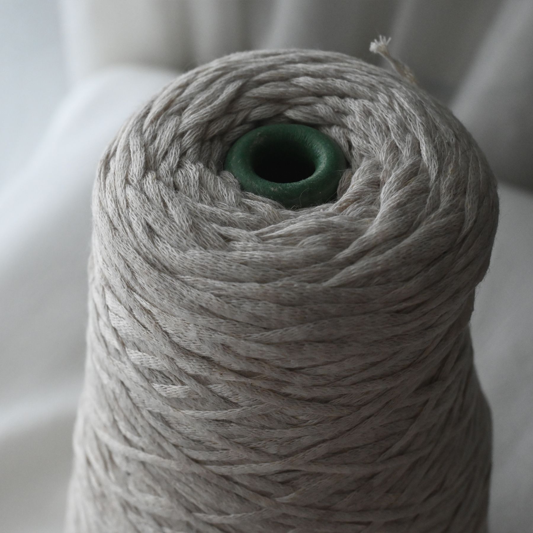 （特價出清）淡卡其色棉扁帶