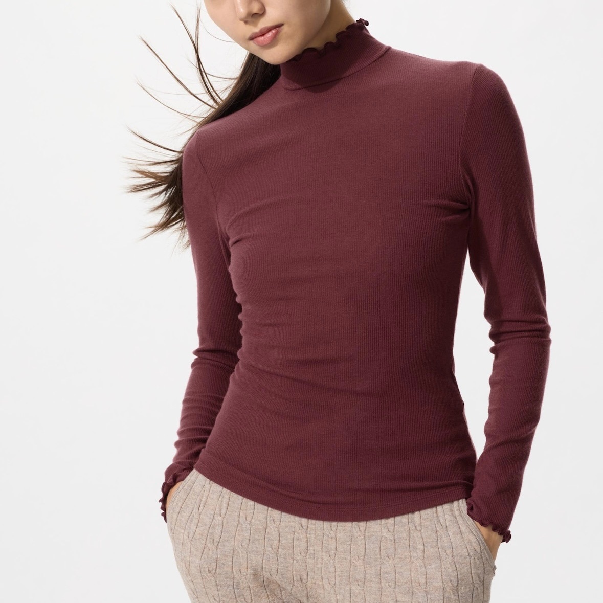 🇯🇵 日本限定｜UNIQLO × Princesse Tam Tam 羊絨混紡羅紋高領 T 極暖發熱衣