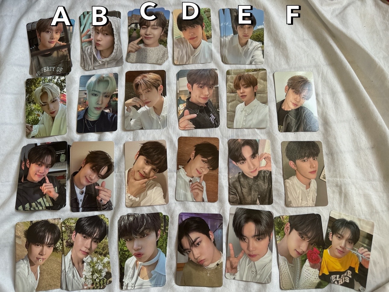 迷你一 專輯小卡（全部都有圓卡壓痕明顯，不拍細圖，介意勿購買）