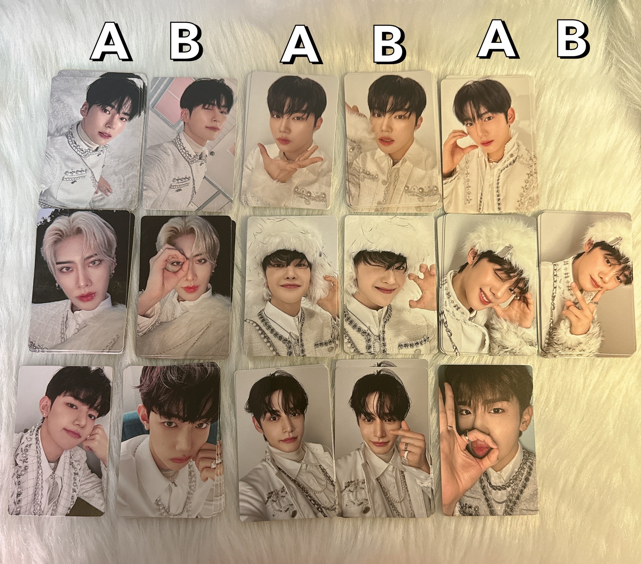 迷你二 白版 專輯小卡（可能有廠損，介意勿購買）