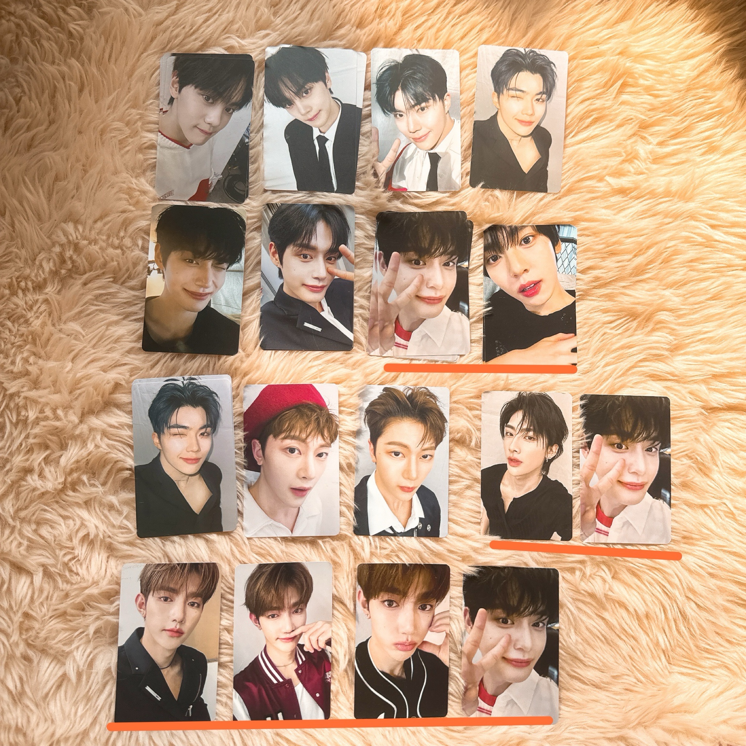 泡麵隨機小卡（表面都是平整的 但都是之後弄平的居多 完美主義勿下單）