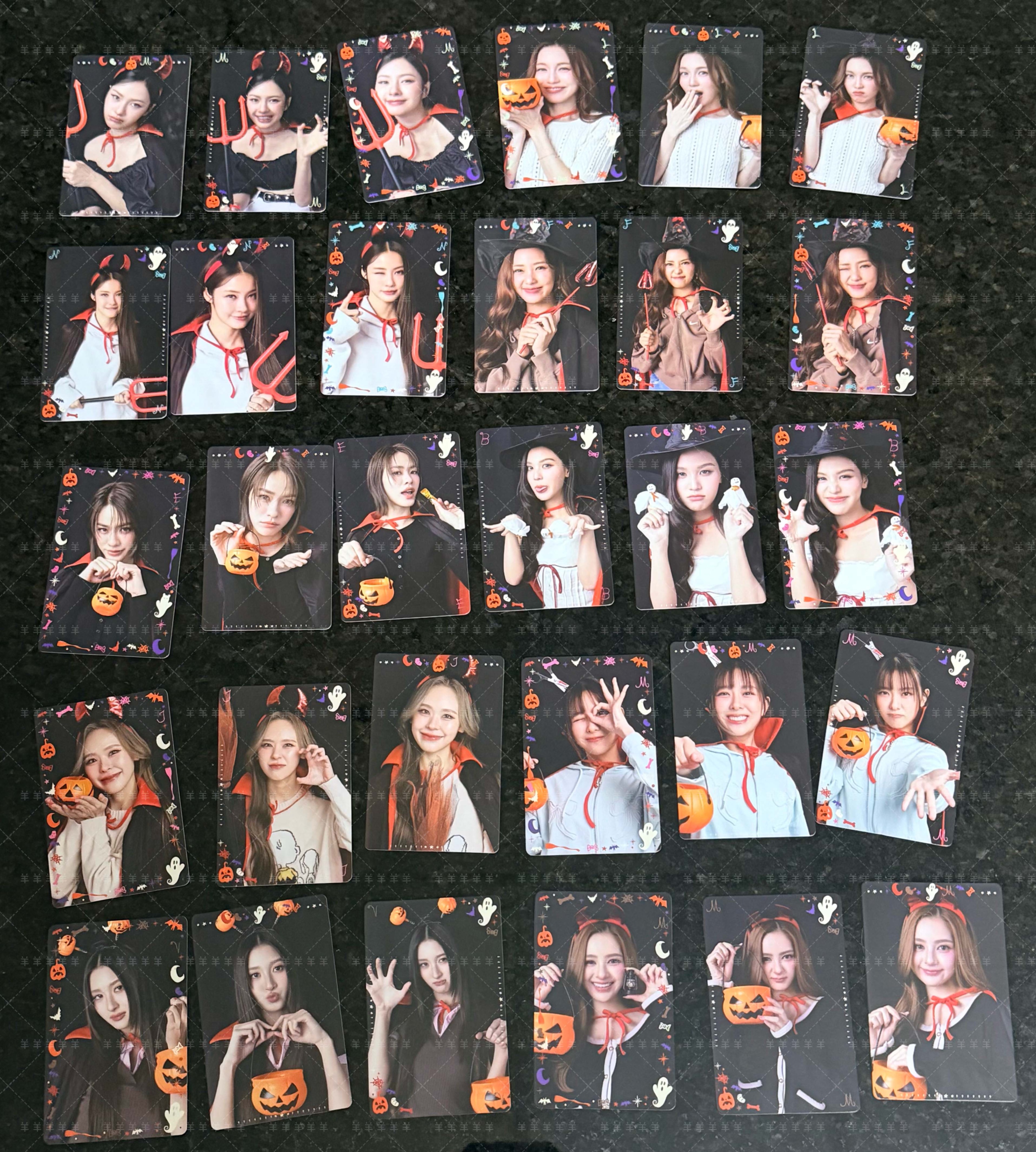 2025/10/05-10/15 書展女孩隨機散卡｜套組滿$150出貨，散卡滿$100出貨