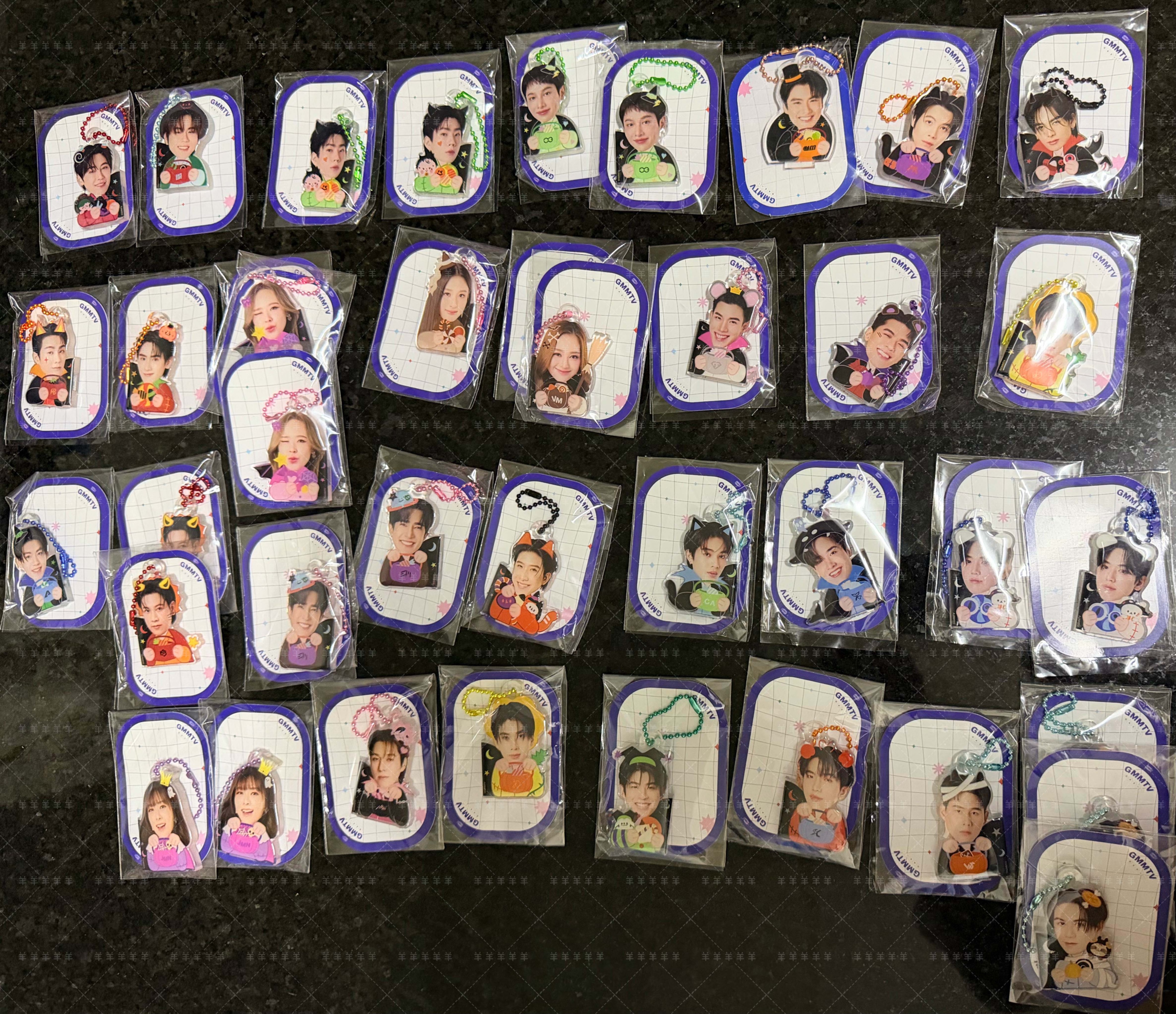 2025/10/05-10/15 書展扭蛋｜訂單需滿兩樣（含）以上周邊才會出貨！