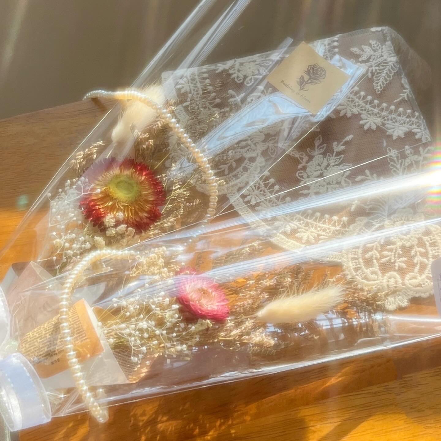 麥桿菊小花束（ 附贈白色質感提袋 ）🫧🌷