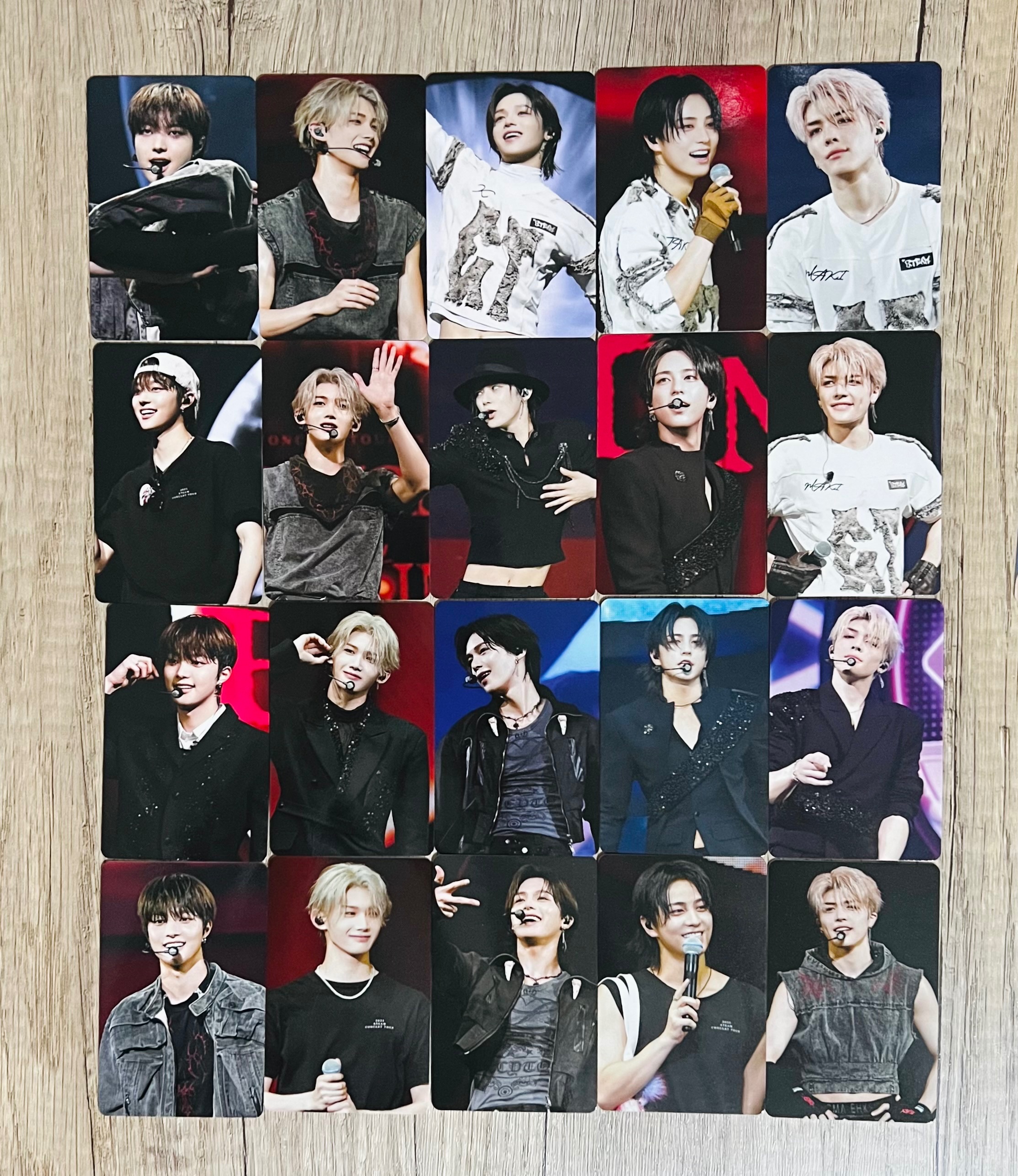 三巡演唱會ver2週邊-滿額卡、隨機卡、未拆卡包