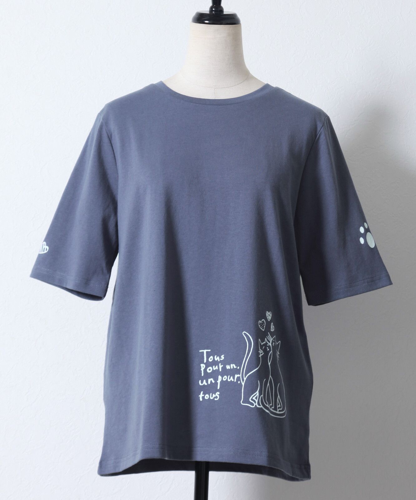 日本帶回現貨 日本協同組合關西fashion連合 甜蜜貓咪圖案休閒T-shirt 藍色