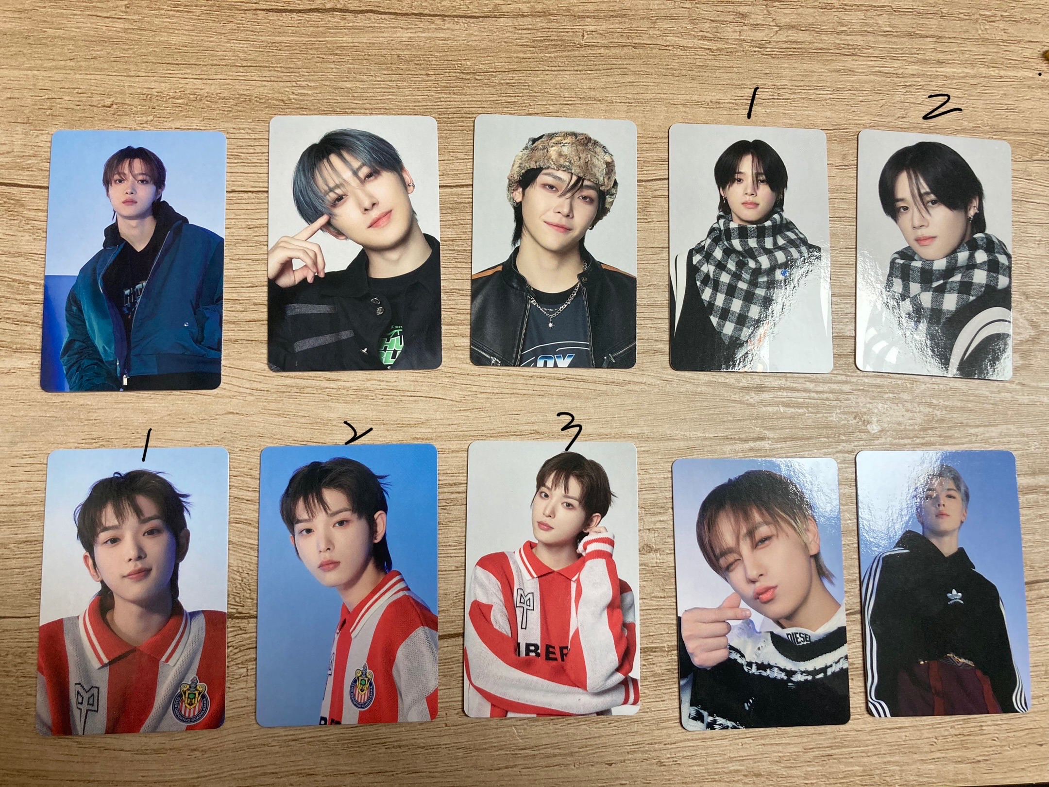 FIRST PAW PRINT隨機小卡