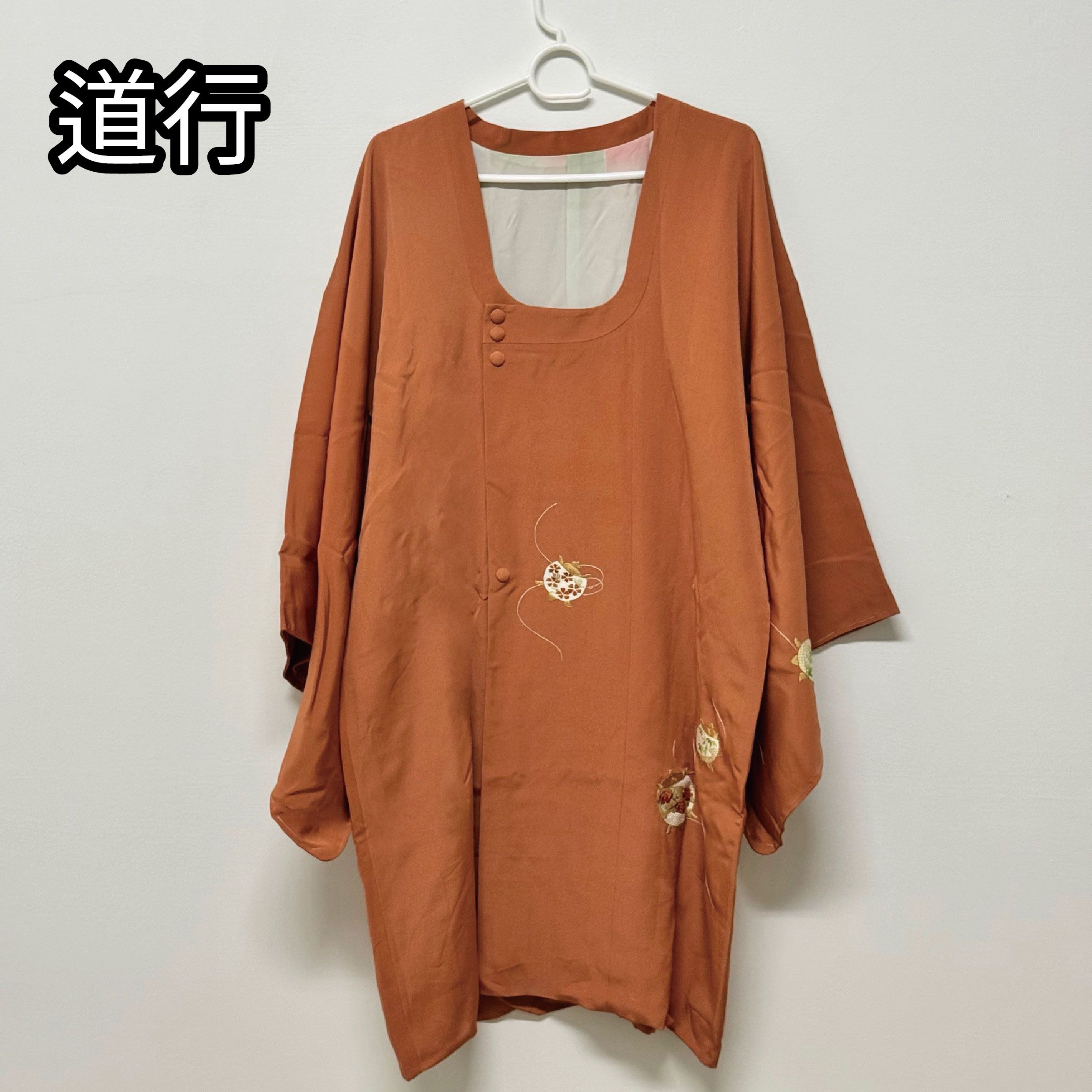 秋色刺繡花紋長道行
