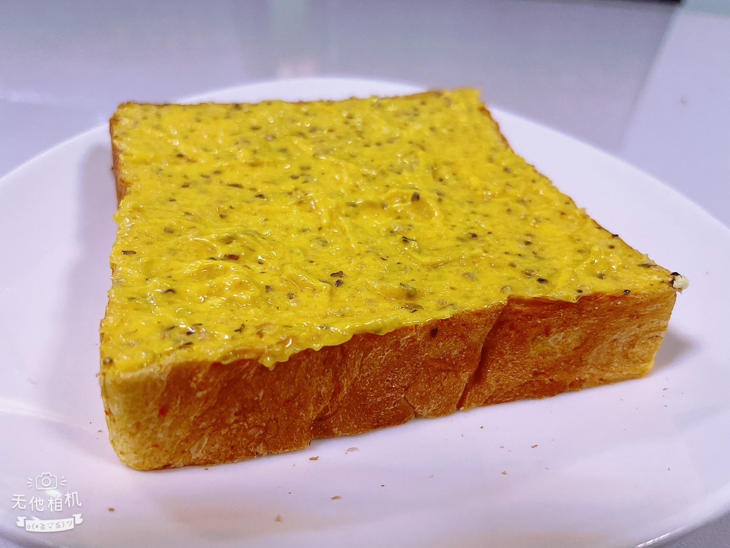 奶香香蒜醬吐司