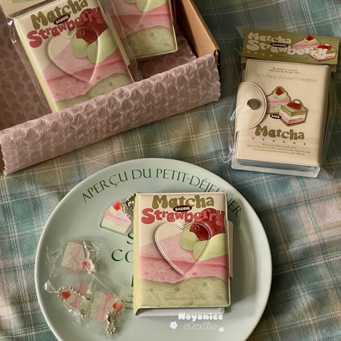 現貨🧺闆の自留.ᐟ‪‪‪.ᐟ‪‪‪‪‪‪莓抹戀曲一宮格卡包