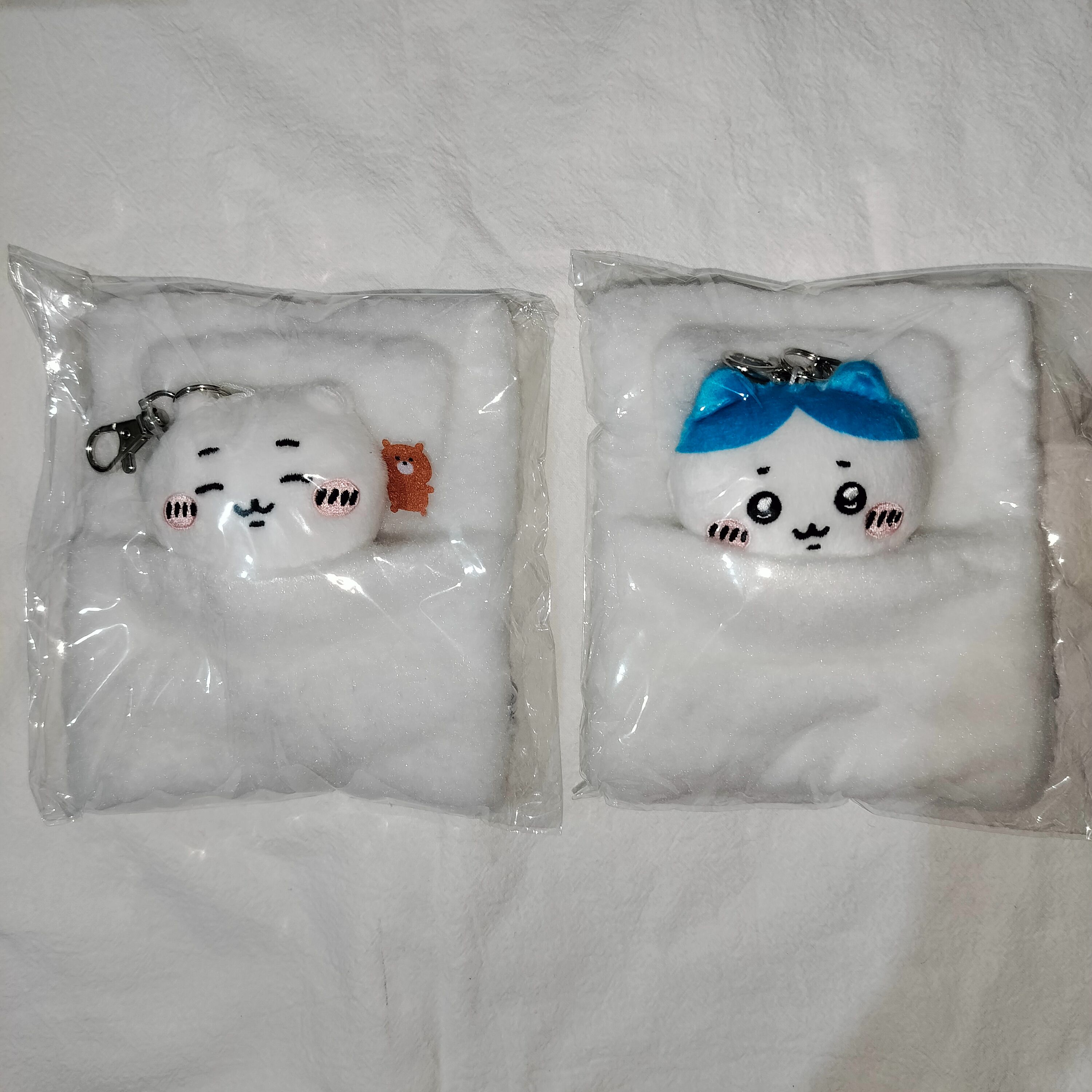 小八吉伊睡覺（娃娃有伸縮線可以拔出來