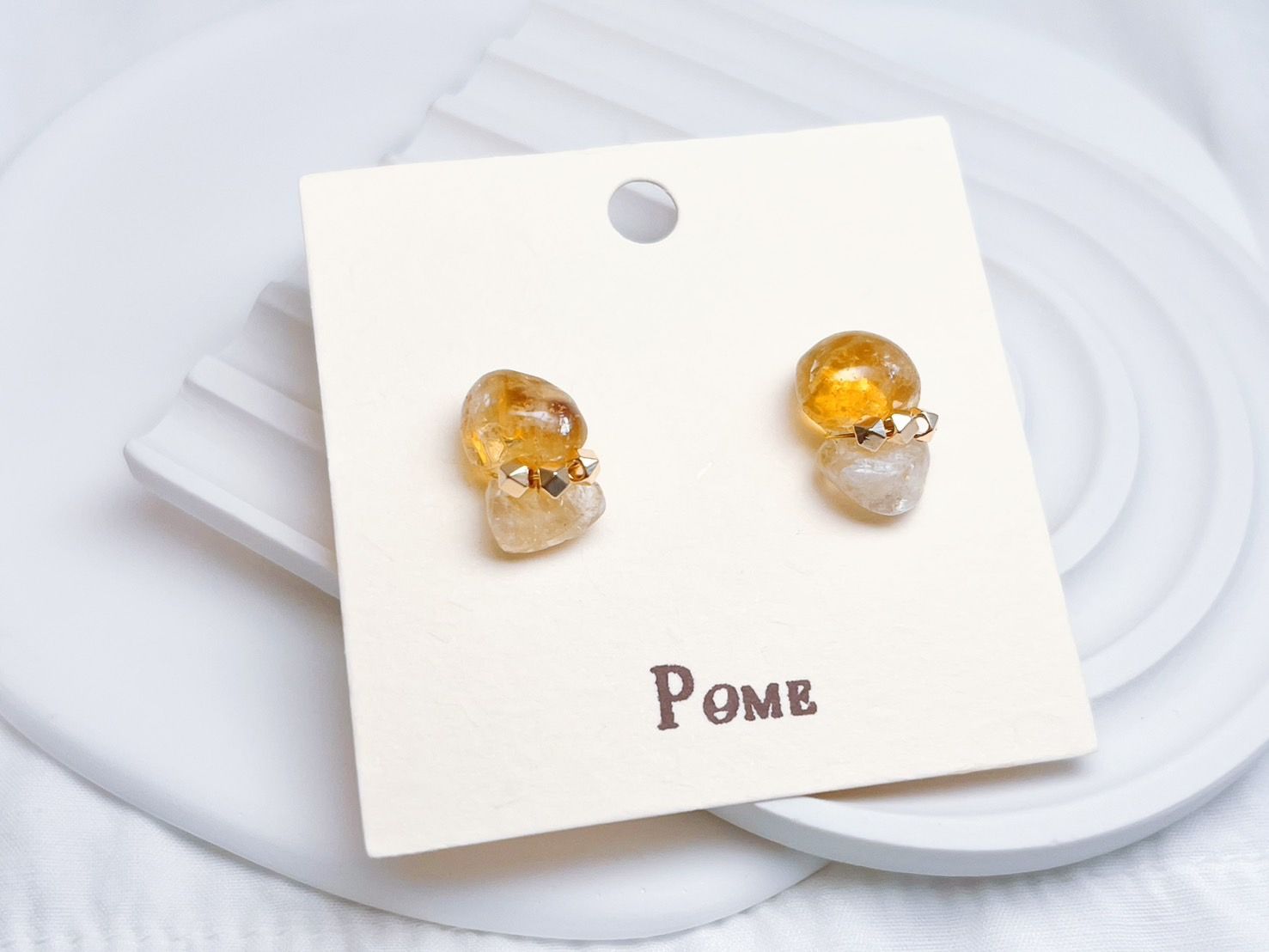 POME手作飾品。水晶耳環。 黃水晶