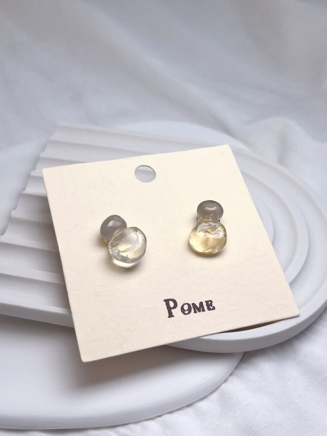 手作飾品。水晶耳環。 天灰。彩瑪瑙 。冷淡風飾品