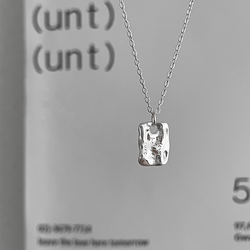 字母方牌幾何刻字英文小方塊鎖骨鏈