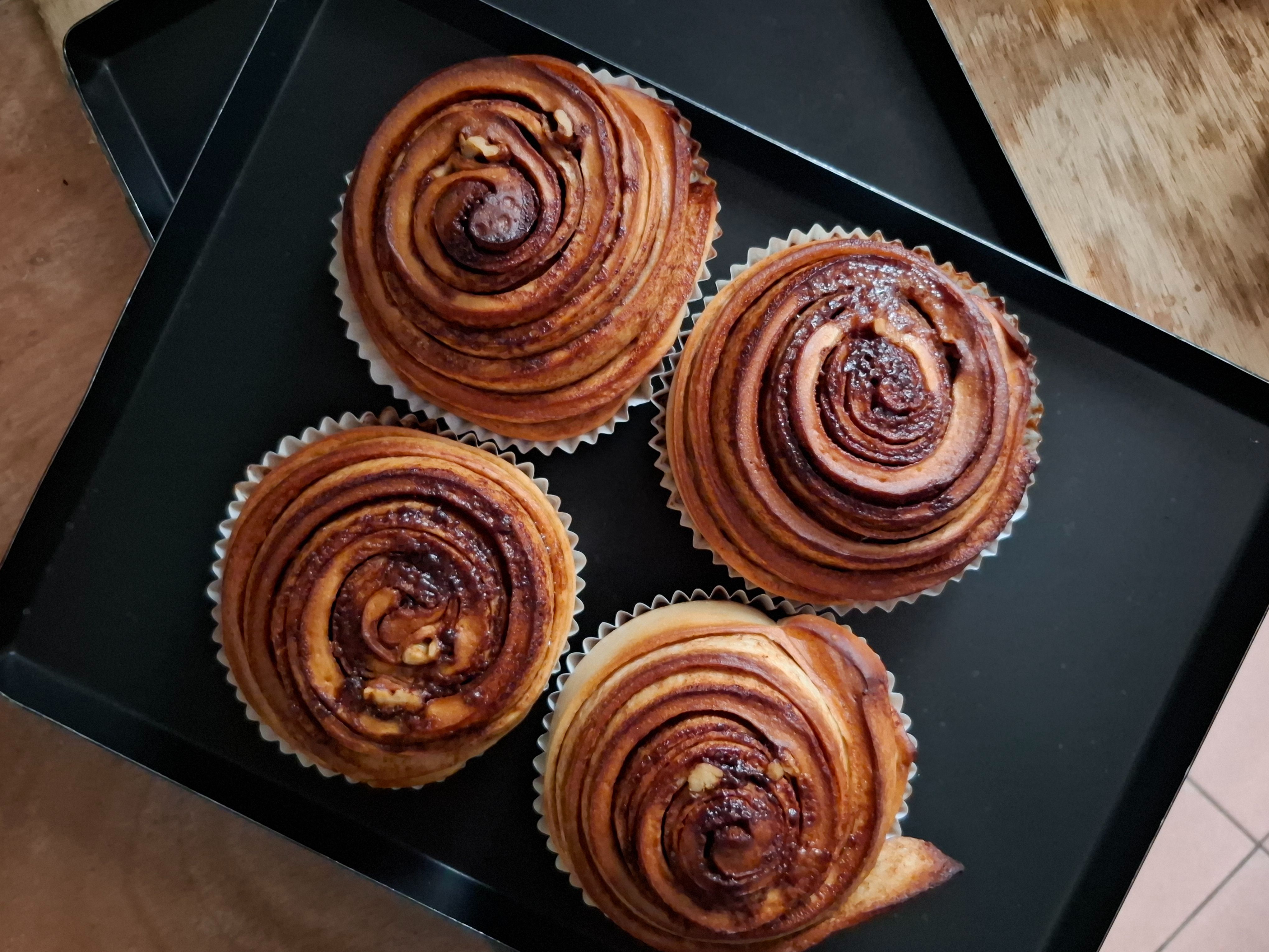 焦糖核桃肉桂捲