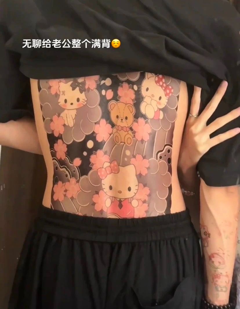 🐱Hello kitty滿背紋身貼紙🐱