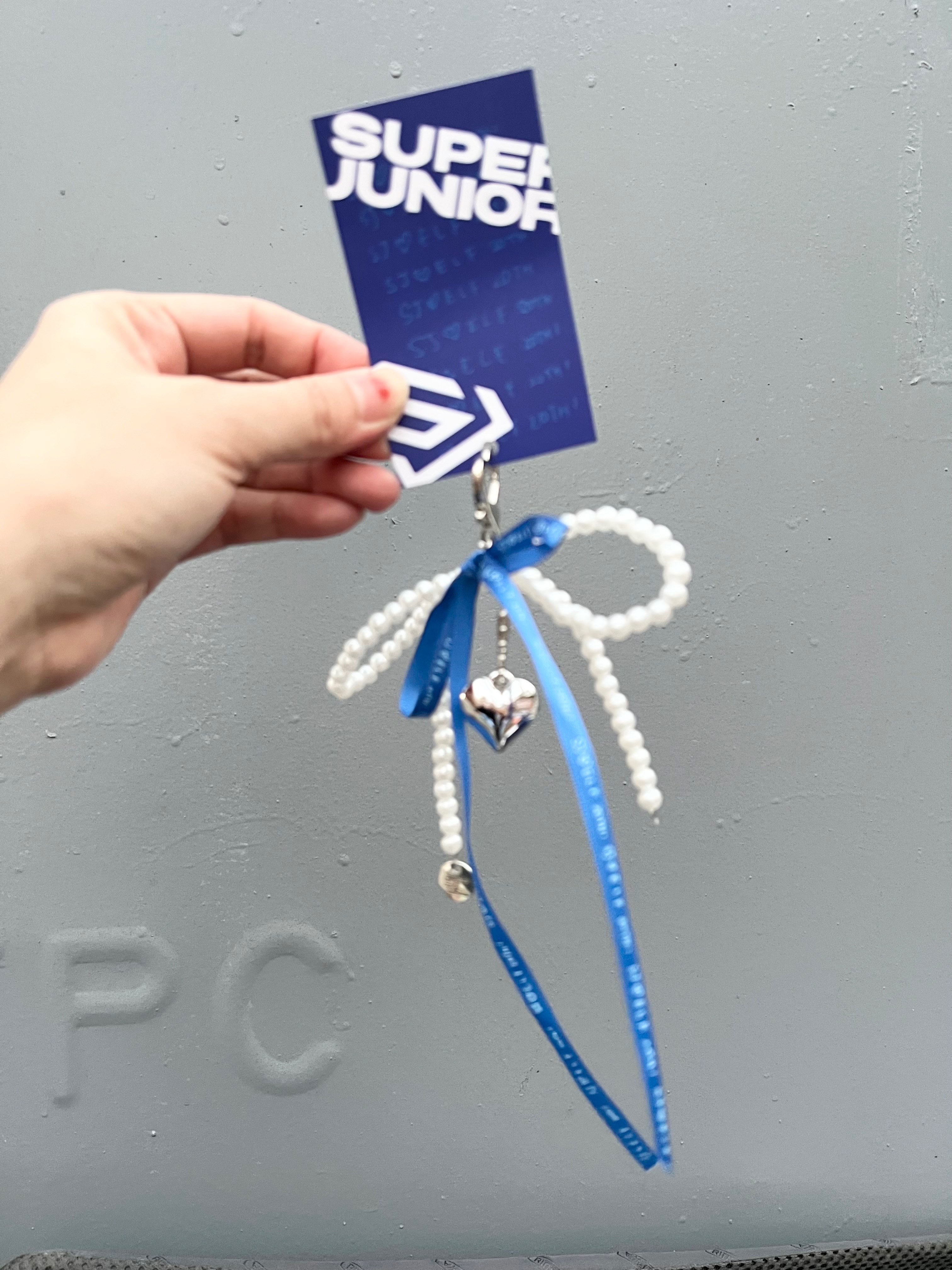 2025_SUPER SHOW 10_應援周邊_20週年紀念珍珠吊飾/手機鍊