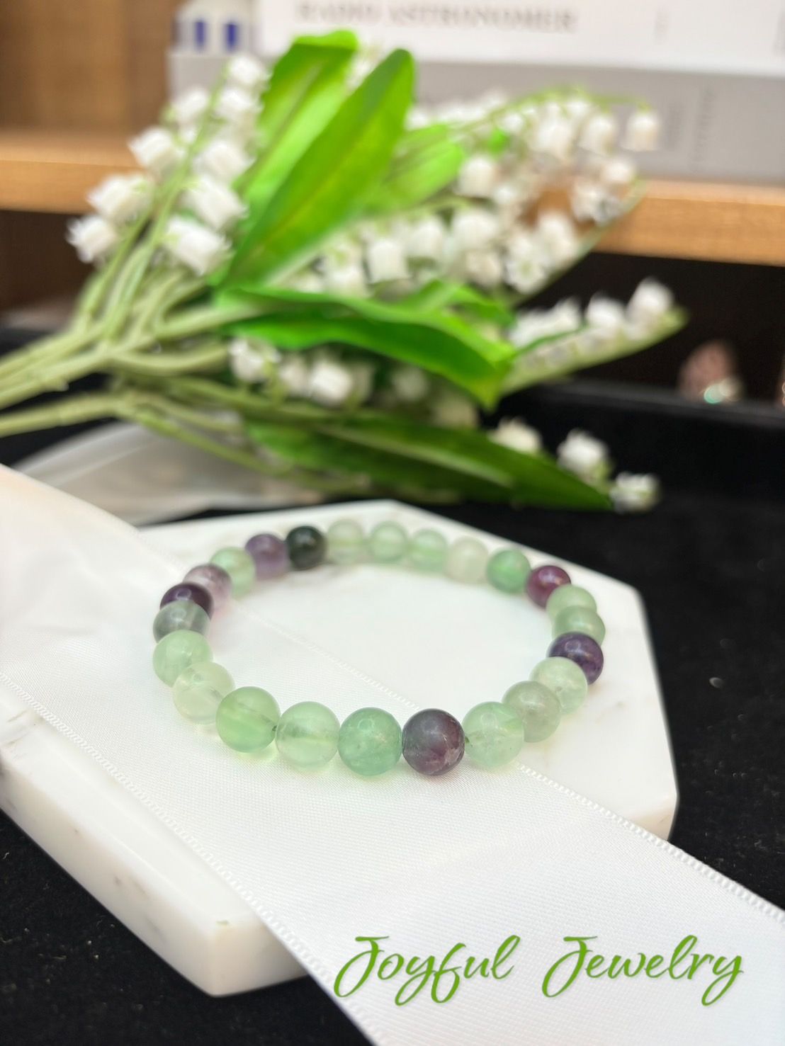 綠瑩石水晶手串8咪小確幸飾品 古代的夜明珠 提高精神力 幫助頭腦清晰思考 穩定情緒 吸收負能量