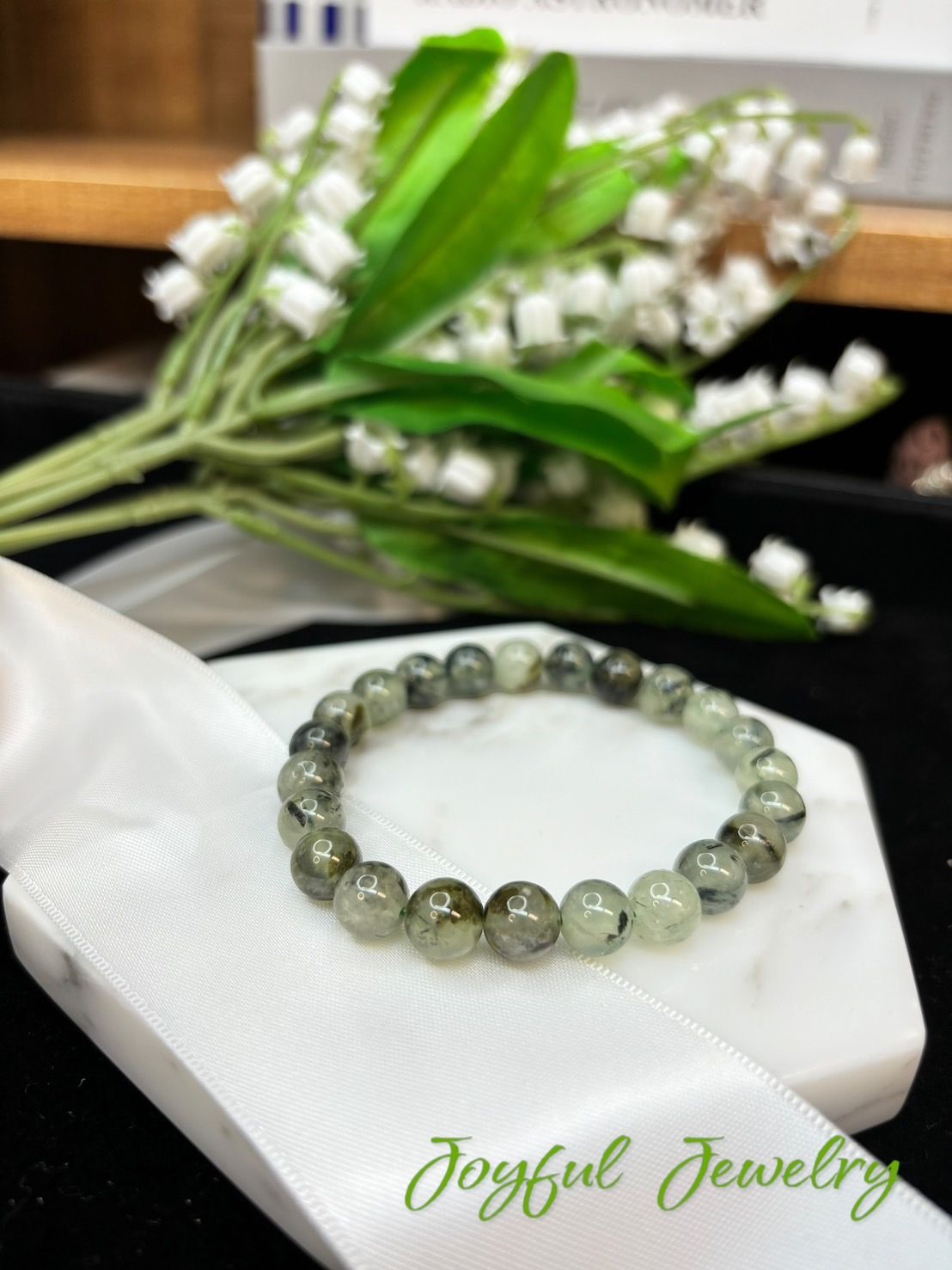 葡萄石水晶手串 小確幸飾品 希望之石  修身養性  提升自我  聚財  增強自信心  心情開朗  平和內心