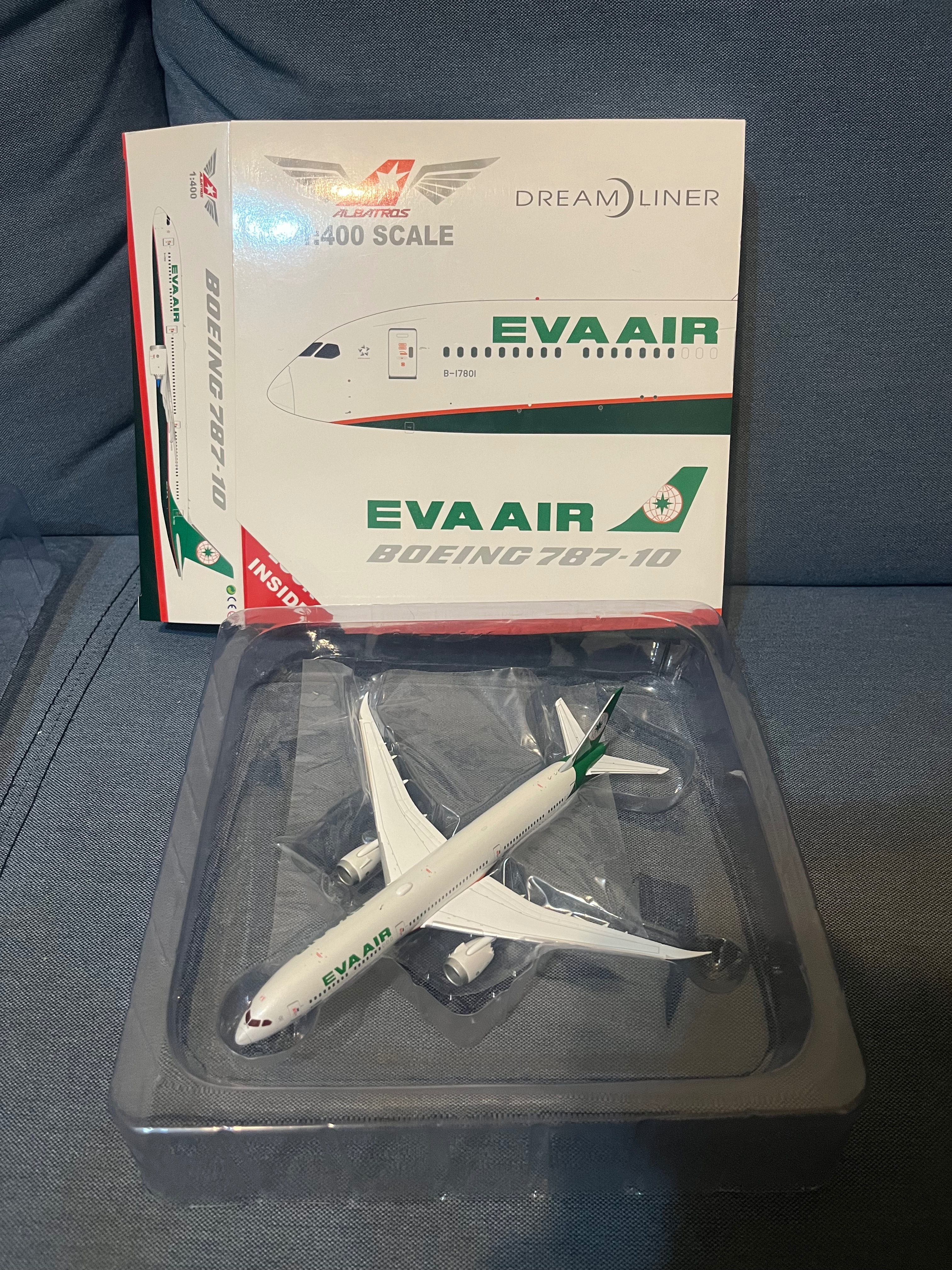 33. ALBATROS 1/400 長榮航空 EVA Air B787-10 B-17801 售950元