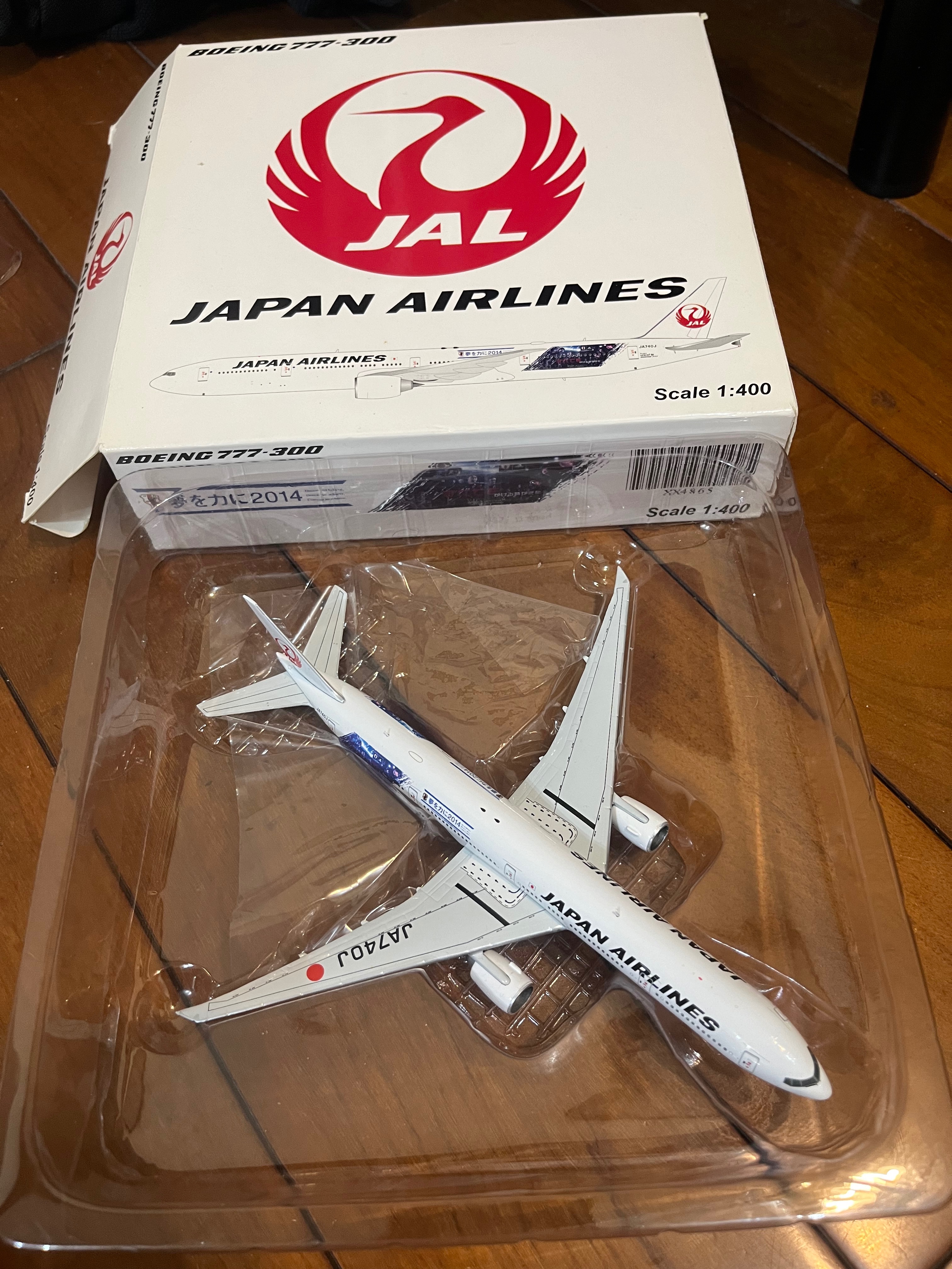4.日航 Japan Airlines B777-300ER ＂Samurai Blue 2014＂ JA740J  售