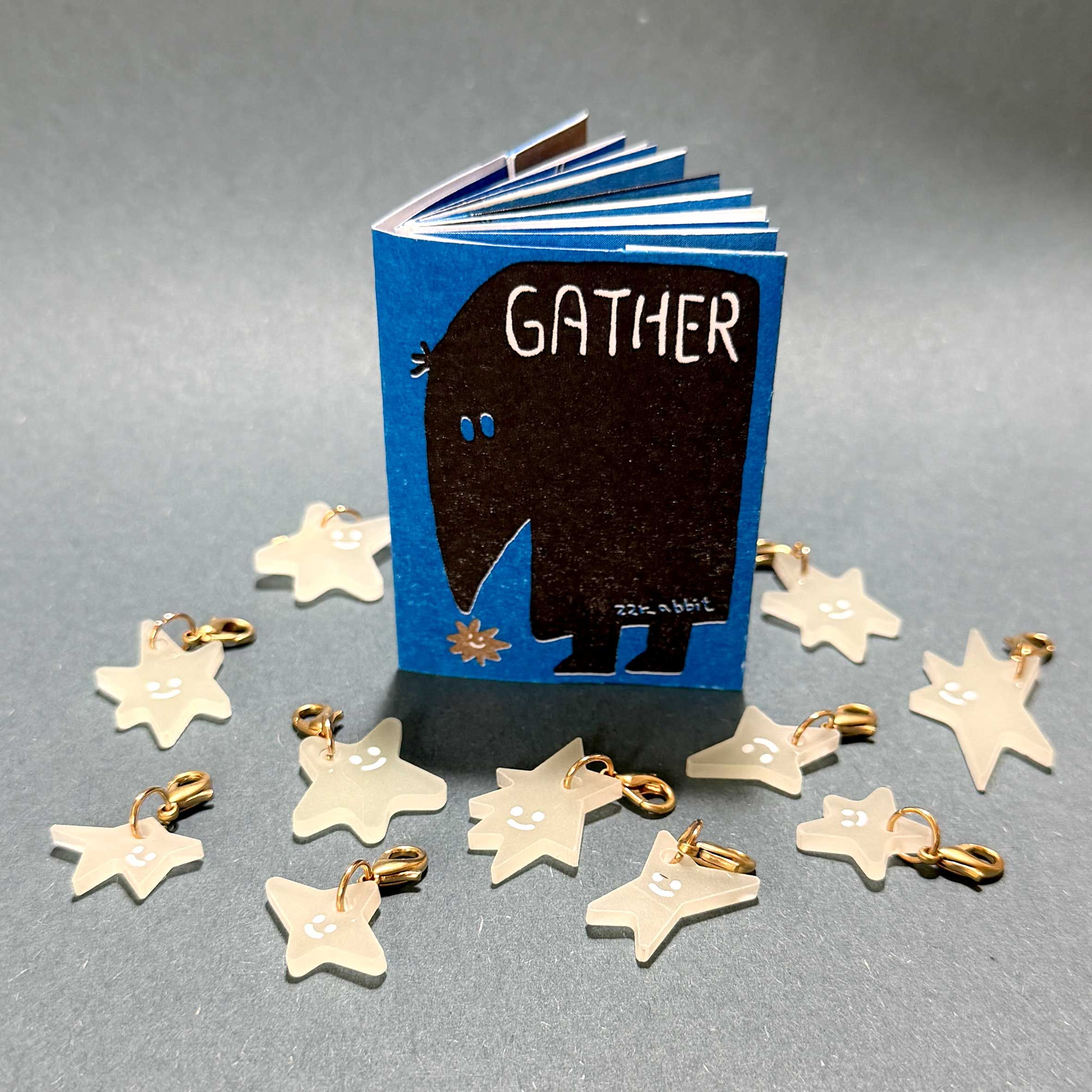 【熱銷中】Gather | 豆本小誌 /  附夜光吊飾