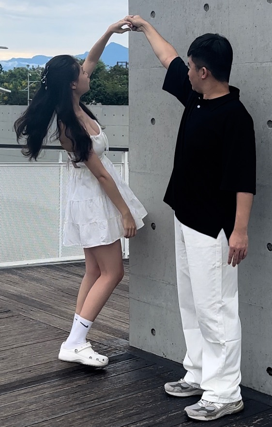 夏戀白日 黑瑰浪漫｜寬鬆百搭白色牛仔褲
