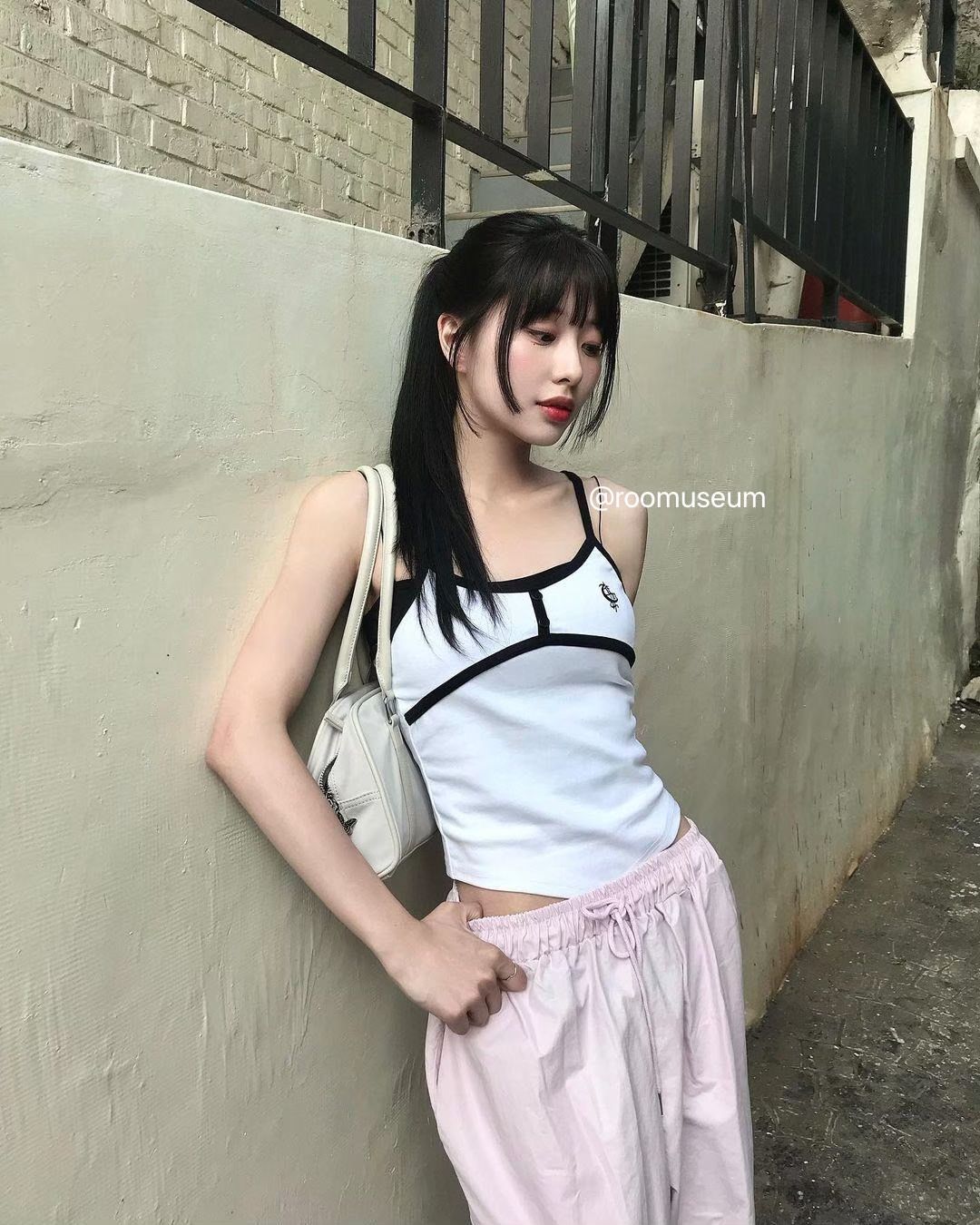 Fancy club CRESCENT SLEEVELES_F23QB251