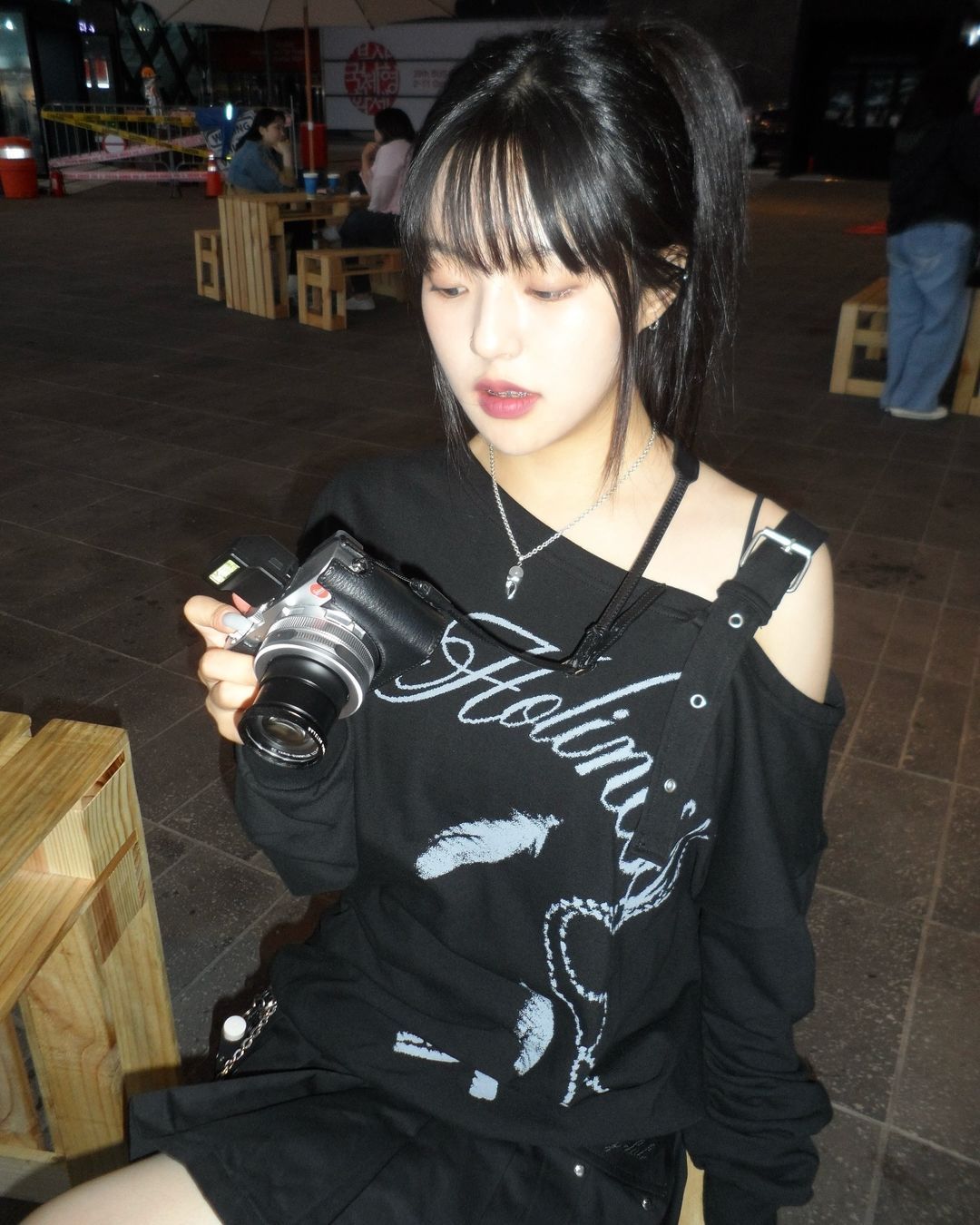 Fancy club ONE-SHOULDE R BUCKLE SWEATSHIRT F24ZB063