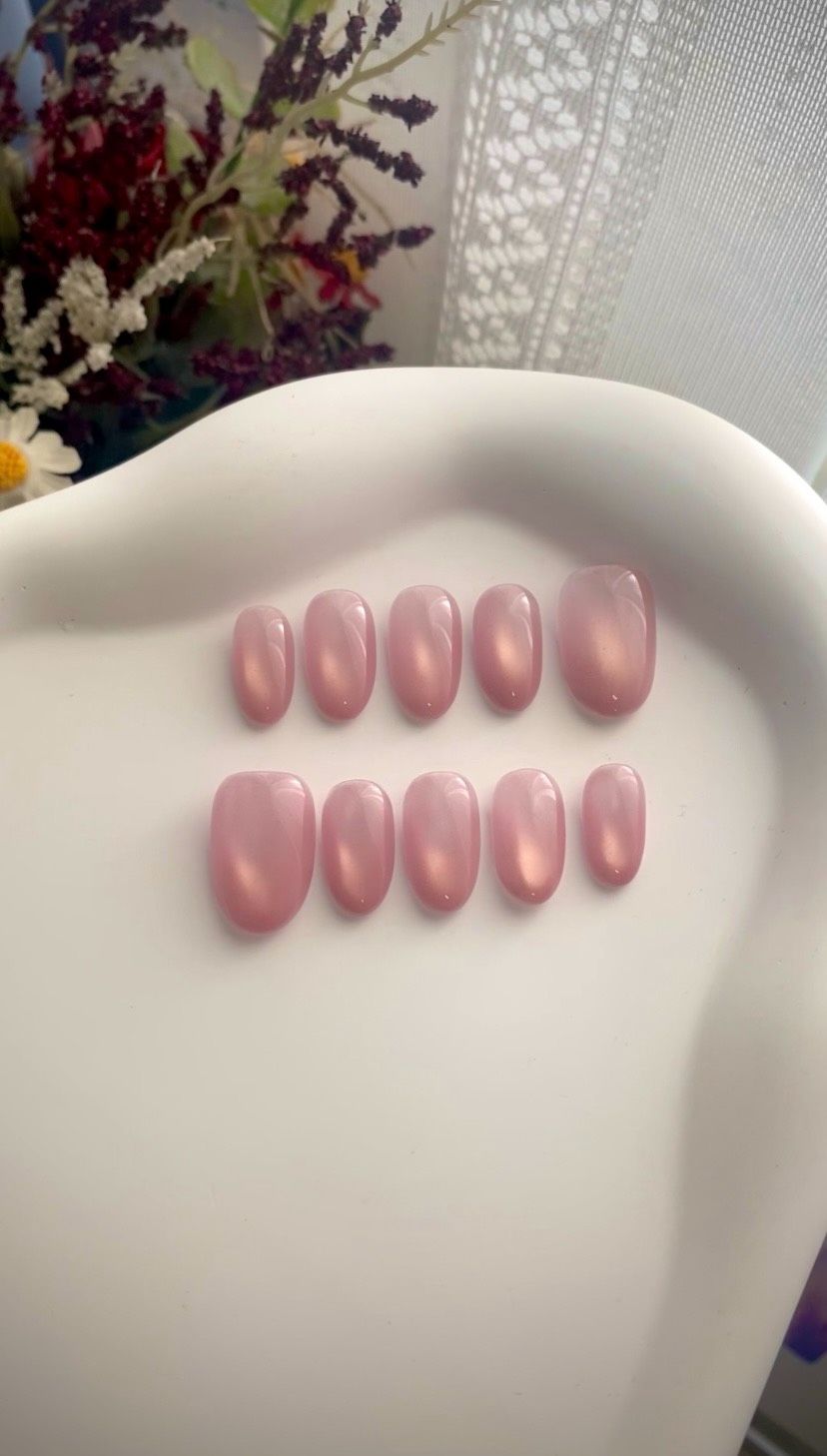 櫻花粉貓眼